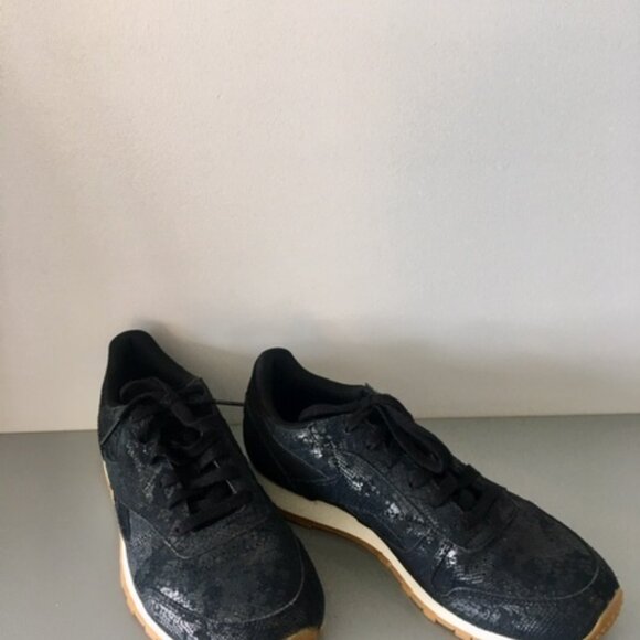 Reebok retro classic snake print suede sneaker size 8.5 - Picture 3 of 12